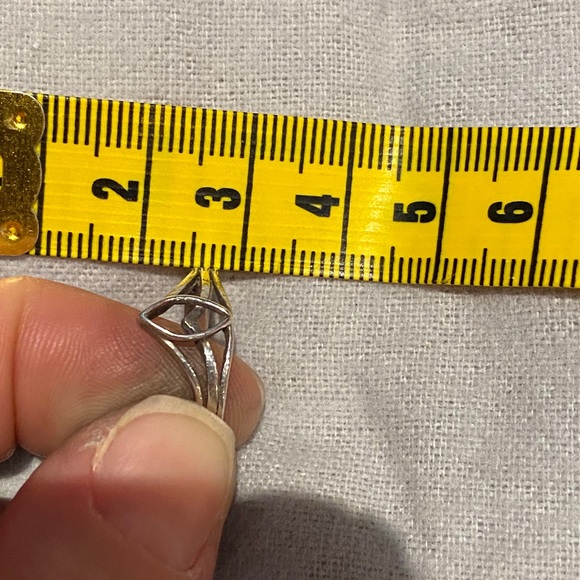 Silver ring - Picture 12 of 14